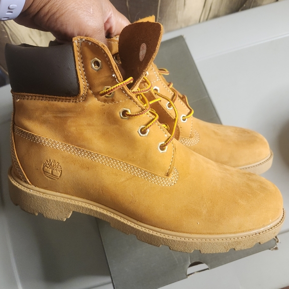 Timberland Boots - Picture 1 of 11